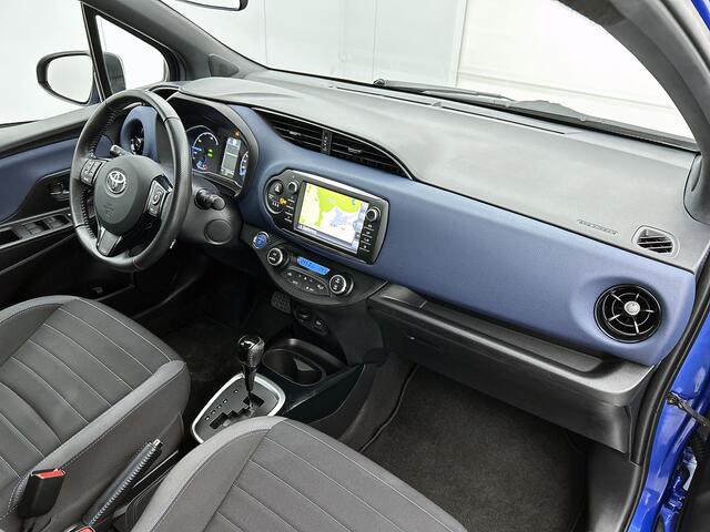Toyota YARIS 1.5 Hybrid Bi-Tone | Afneembare trekhaak | Navigatie | Cruise Control |