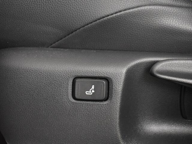 Toyota YARIS 1.5 Hybrid Adventure | Parkeersensoren V+A | Stoelverwarming