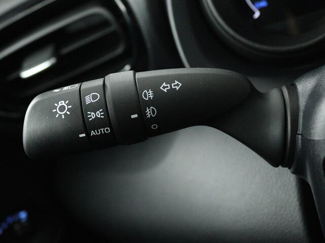 Toyota YARIS Cross 1.5 Hybrid Dynamic | Parkeersensoren | Dodehoek detectie | Stoelverwarming |