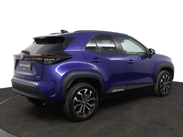 Toyota YARIS Cross 1.5 Hybrid 115 Dynamic | Comfort Pack | Stoel- en Stuurverwarming | Parkeersensoren | Adaptieve Cruise Control | Privacy Glass | 10 Jaar Garantie! |