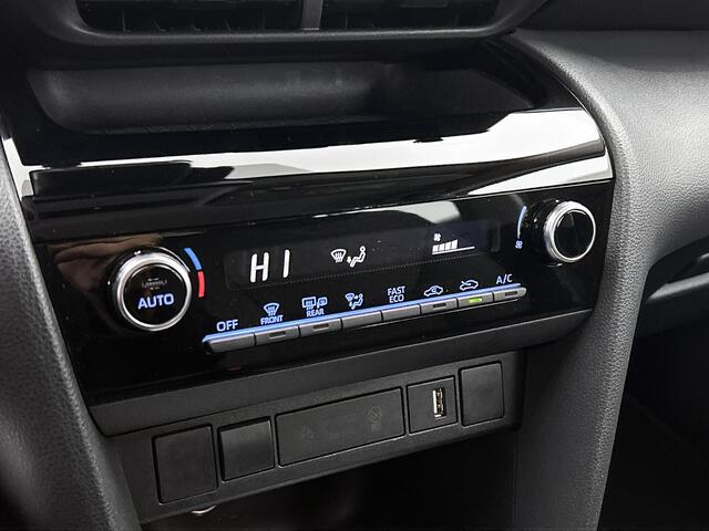 Toyota YARIS Cross 1.5 Hybrid Active | NL-Auto | Apple Carplay -/ Android Auto | Parkeercamera |