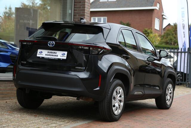 Toyota YARIS Cross 1.5 Hybrid Active Navi Carplay Camera