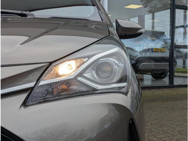 Toyota YARIS 1.5 Hybrid Active Afn. trekhaak | Cruise control | Climate control | Camera | Lane assist