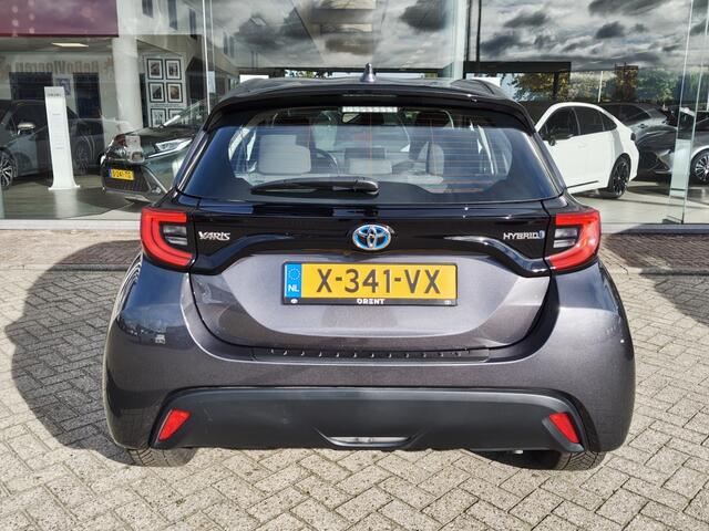 Toyota YARIS 1.5 Hybrid 115 Dynamic | 4-Season | Keyless Entry | Stoelverwarm