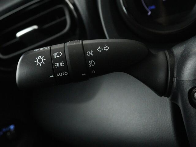 Toyota YARIS 1.5 Hybrid Launch Edition