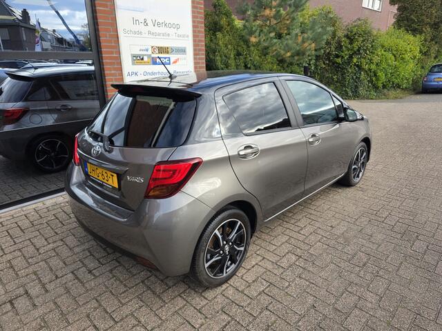 Toyota YARIS 1.3 VVT-i Aspiration | Two-tone | Camera | Navi |