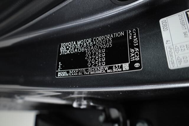 Toyota YARIS Cross 1.5 Hybrid 130 Teamplayer | Winter pack | Safety pack | Navi | Adapt. Cruise | Camera | Keyless