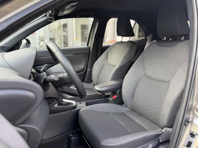 Toyota YARIS Cross 1.5 Hybrid 115 Style Parkeersensoren V + A, Dodehoekdetectie, Apple/Android , All-in Rijklaarprijs