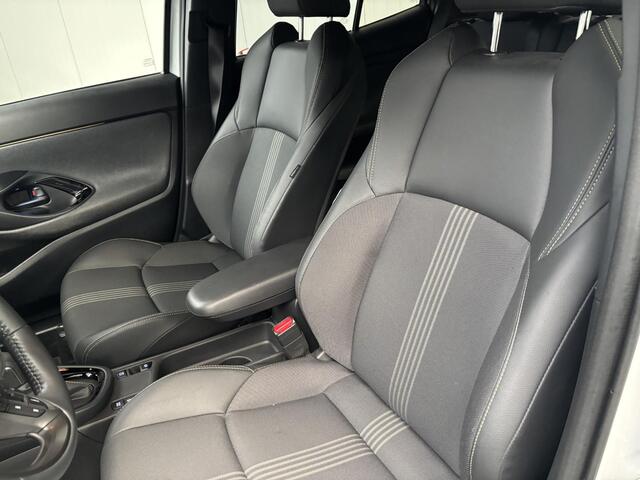 Toyota YARIS Cross 1.5 Hybrid Adventure 21000km! Nl Auto, zeer luxe !