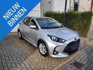 toyota-yaris-1.5-agile-mazda-2-1.5-