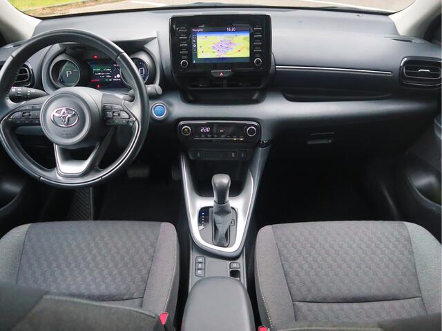 Toyota YARIS 1.5 Hybrid Stoelverwarming | All season banden | adaptieve cruise control |