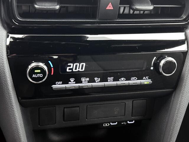 Toyota YARIS Cross 1.5 Hybrid 115 First Edition | Lichtmetalen velgen | Achteruitrijcamera | 1e eigenaar | BTW auto |