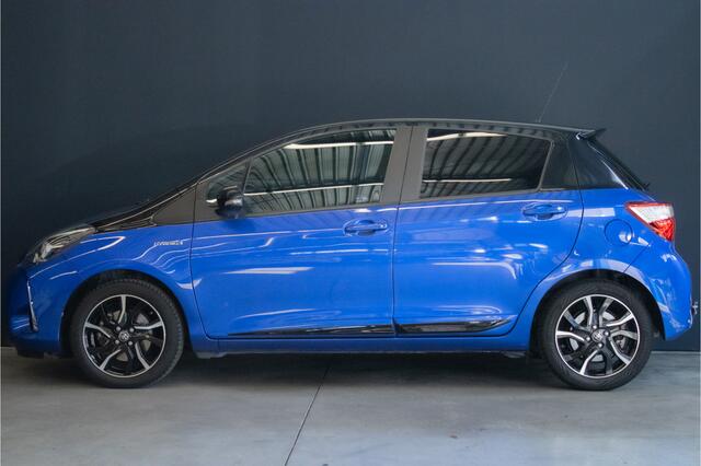 Toyota YARIS 1.5 Hybrid Bi-Tone |dealer onderhouden|Apple/Android|camera|cruise control|keyless|