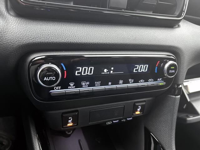 Toyota YARIS 1.5 Hybrid 130 Executive | JBL | Head-up Display | Dodehoek detectie | Premium uitgevoerd | Lederen interieur |