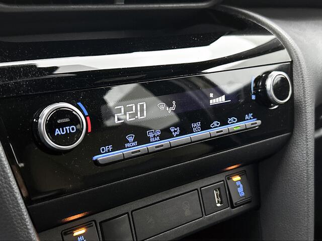 Toyota YARIS Cross 1.5 Hybrid Explore | Navigatie | PDC V+A | Verwarmde stoelen |