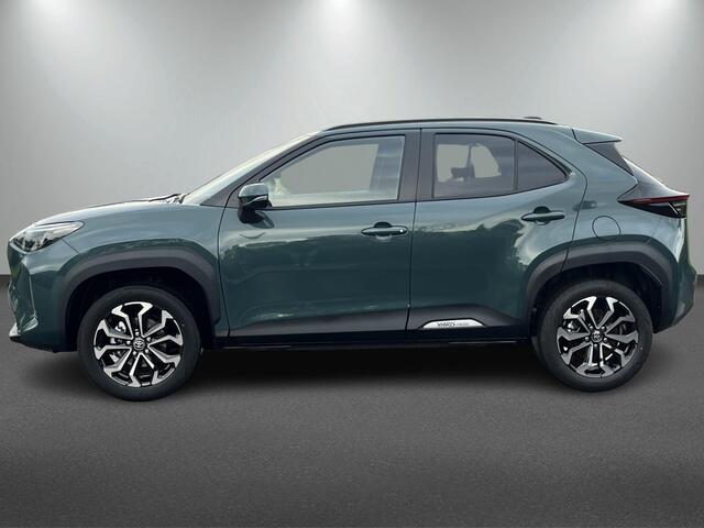 Toyota YARIS 1.5 Hybride 130 pk Black Edition, Safety + Winter pakket.