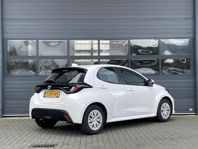 Toyota YARIS 1.5 HYBRID ACTIVE I AUTOMAAT I APPLE CARPLAY I P-CAMERA I ADAPT. CRUISE CONTROL