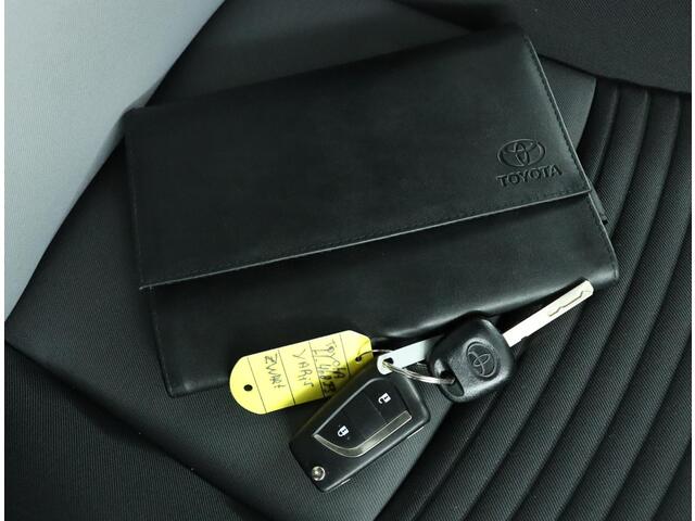 Toyota YARIS 1.5 Hybrid Dynamic | Navigatie | Cruise control | Climate control |