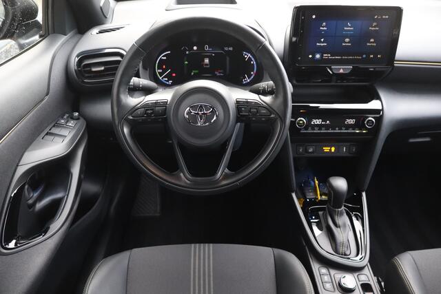 Toyota YARIS Cross 1.5 Hybrid Launch Edition Stuur+Stoel verw I Dode hoek I Adap Cruise