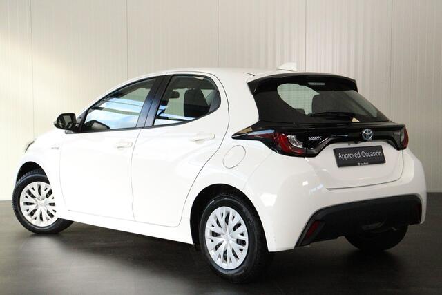 Toyota YARIS 1.5 Hybrid Active, Navi Apple carplay, Android auto