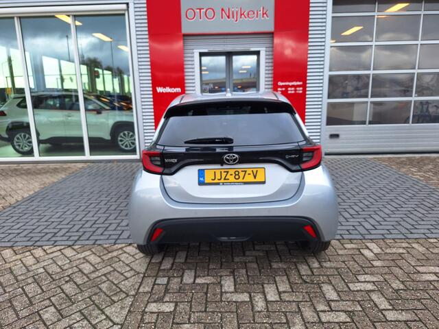 Toyota YARIS 1.5 Hybrid 115 Dynamic met Comfort Pack