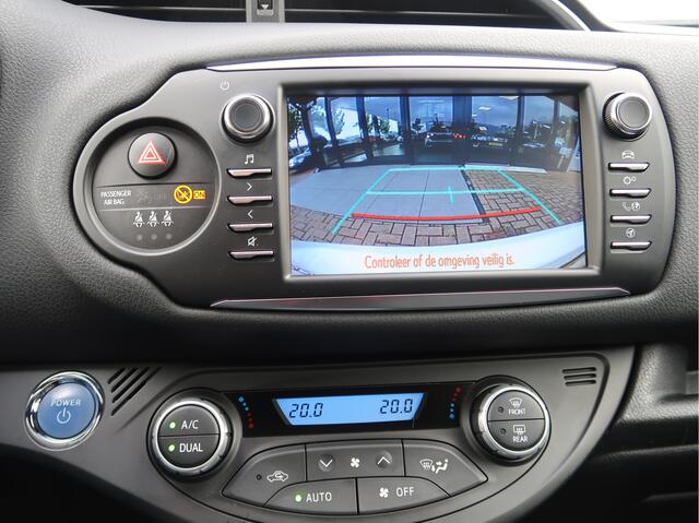 Toyota YARIS 1.5 Hybrid Bi-Tone | Navigatie | Cruise-Control | Camera |