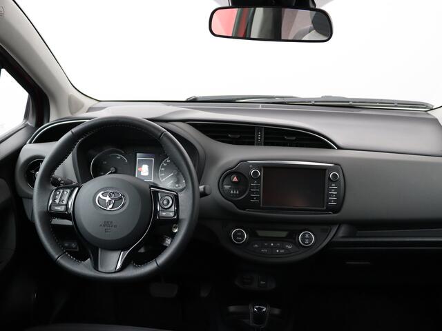 Toyota YARIS 1.5 Hybrid Active | NL-Auto | Cruise Control | Parkeercamera | Bluetooth |
