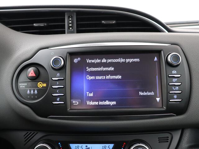 Toyota YARIS 1.5 Hybrid Active | NL-Auto | Cruise Control | Parkeercamera | Bluetooth |