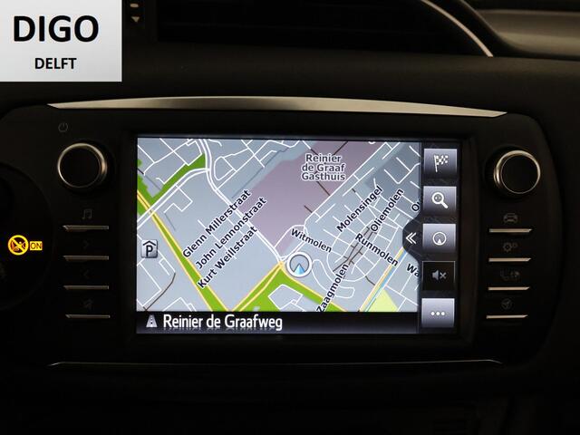 Toyota YARIS 1.5 HYBRID GOLD LIMITED EDITION.GARANTIE 8-2029 1e EIG.AFNEEMBARE TREKHAAK CLIMA. CRUISE.