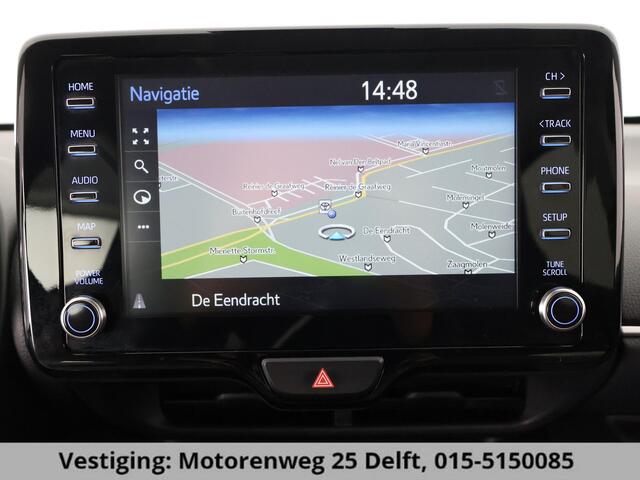 Toyota YARIS 1.5 HYBRID BI-TONE AUTOMAAT NAVI GARANTIE 6-2032 PARKEERCAMERA.APPLE /ANDROID CARPLAY