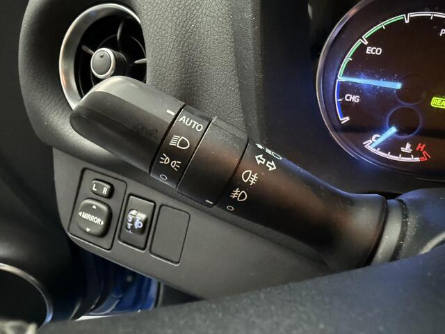 Toyota YARIS 1.5 Hybrid Executive 1e eigenaar, Nederlandse auto, dealerhouden, slechts 48.671 KM!