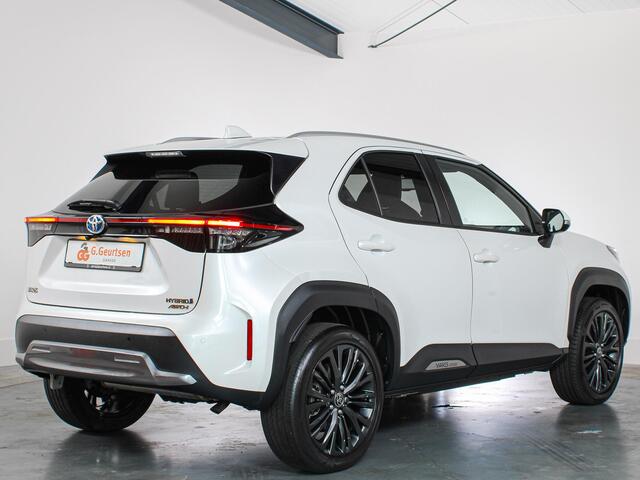 Toyota YARIS Cross Adventure 1.5 Hybrid AWD, JBL Audio, Panoramadak, Apple CarPlay/Android Auto,