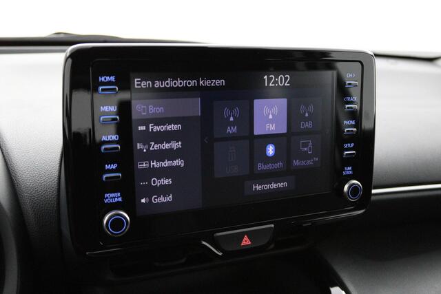 Toyota YARIS Cross 1.5 VVT-I Benzine | Airco | Parkeercamera | Apple carplay Android auto |