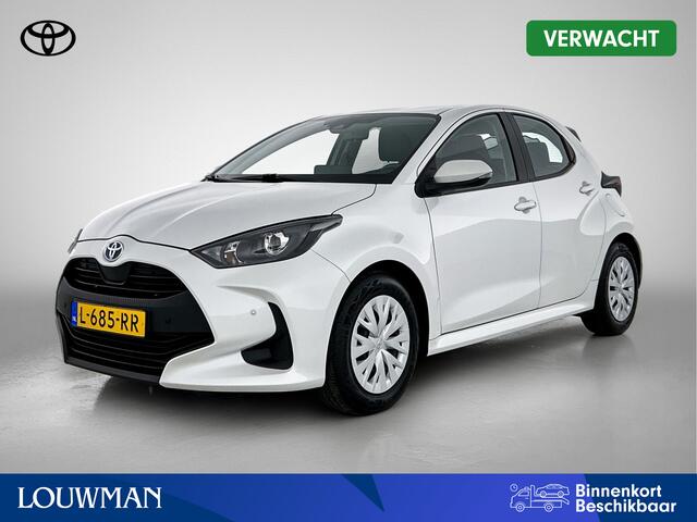 Toyota YARIS 1.5 Hybrid Active | Navigatie full map | PDC |