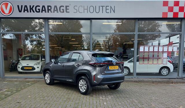 Toyota YARIS Cross 1.5 Hybrid Business Plus 4WD Camera