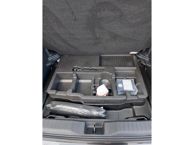 Toyota YARIS Cross 1.5 Hybrid Business Plus 4WD Camera