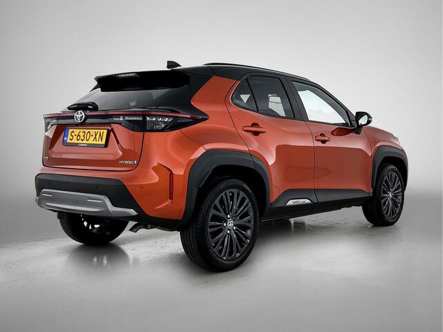 Toyota YARIS Cross 1.5 Hybrid Adventure | JBL | Panorama dak | Stoelverwarming | Lederen bekleding |