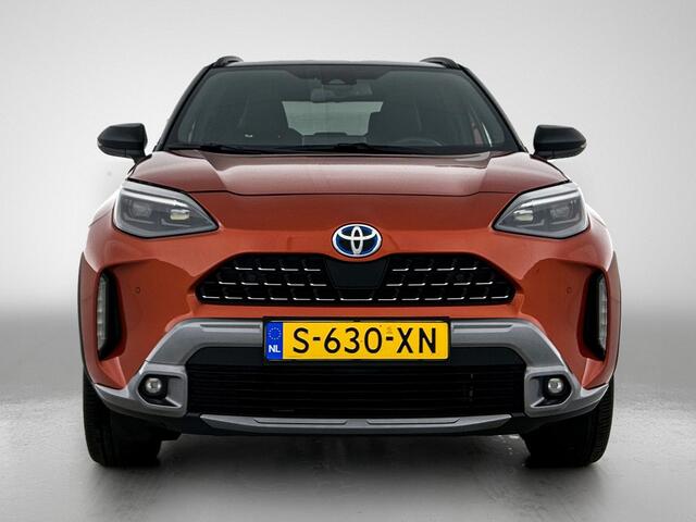 Toyota YARIS Cross 1.5 Hybrid Adventure | JBL | Panorama dak | Stoelverwarming | Lederen bekleding |
