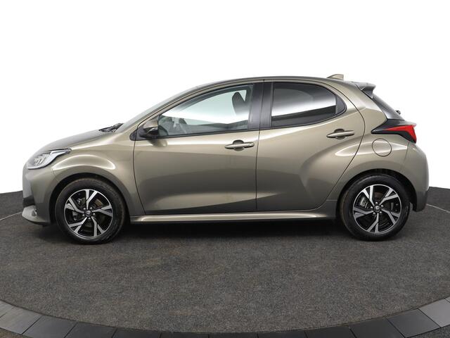 Toyota YARIS 1.5 Hybrid 115 First Edition