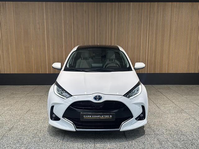 Toyota YARIS 1.5 Hybrid Executive Panodak | JBL | Head-Up display