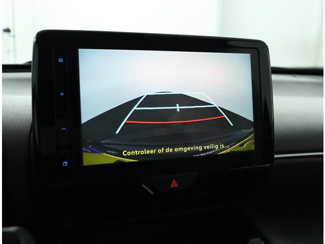 Toyota YARIS Cross 1.5 Hybrid Executive | Stoelverwarming | Half lederen bekleding | ACC |
