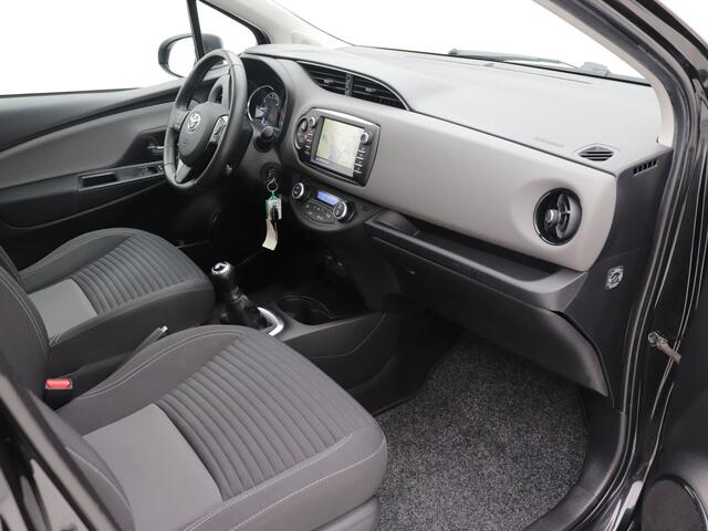 Toyota YARIS 1.0 VVT-i Aspiration Camera /Navi.