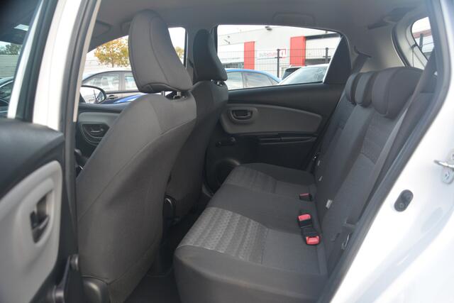 Toyota YARIS 1.3 VVT-i Trend | Navigatie | Camera | Cruise | Lane assist | Clima | NL auto!! |