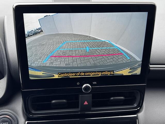 Toyota YARIS Cross 1.5 Hybrid Dynamic Automaat / Fabrieksgarantie tot 04-2028 < 100.000km, tot 10 jaar mogelijk ** / Navigatie (abbo) / Adaptieve CC / Achteruitrijcamera / Apple Carplay Android / 17" LM wielen /