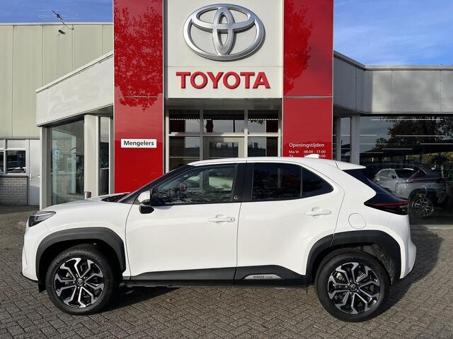 Toyota YARIS Cross 1.5 Hybrid Dynamic | Rijklaar | Stoel en stuurverwarming,| Draadloos telefoon laden