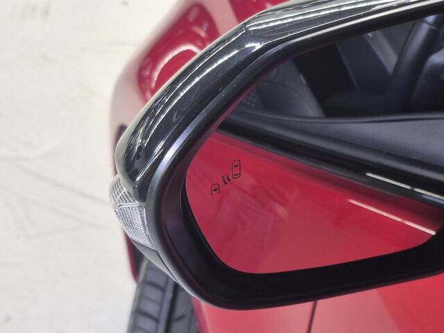 Toyota YARIS 1.5 Hybrid Executive | BSM | PDC rondom | Half-leder | LED | Keyless | Carplay |