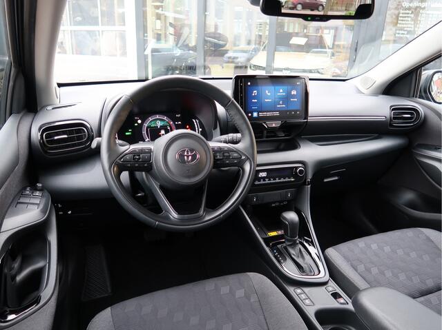 Toyota YARIS 1.5 Hybrid 115 Business Plus | Camera | Parkeersensoren | Stoel-Stuurverwarming | Carplay
