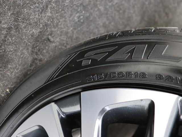 Toyota YARIS Cross 1.5 Hybrid Executive | Premium uitgevoerd |