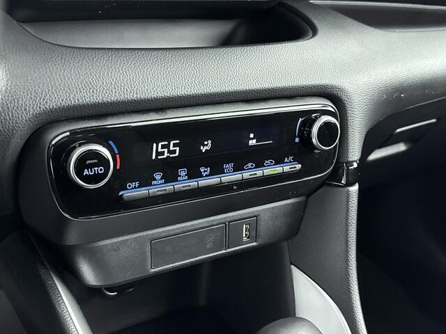 Toyota YARIS 1.5 Hybrid First Edition Navi | NL-Auto | Dealeronderhouden | 1E Eig | Apple Carplay/Android Auto | LM-Velgen |