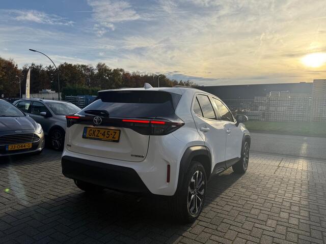 Toyota YARIS Cross 1.5 Hybrid Dynamic | 1E EIGENAAR | 12MND GARANTIE | AUTOMAAT | BTW | CRUISE | DAB | LED | NAVI | CARPLAY |